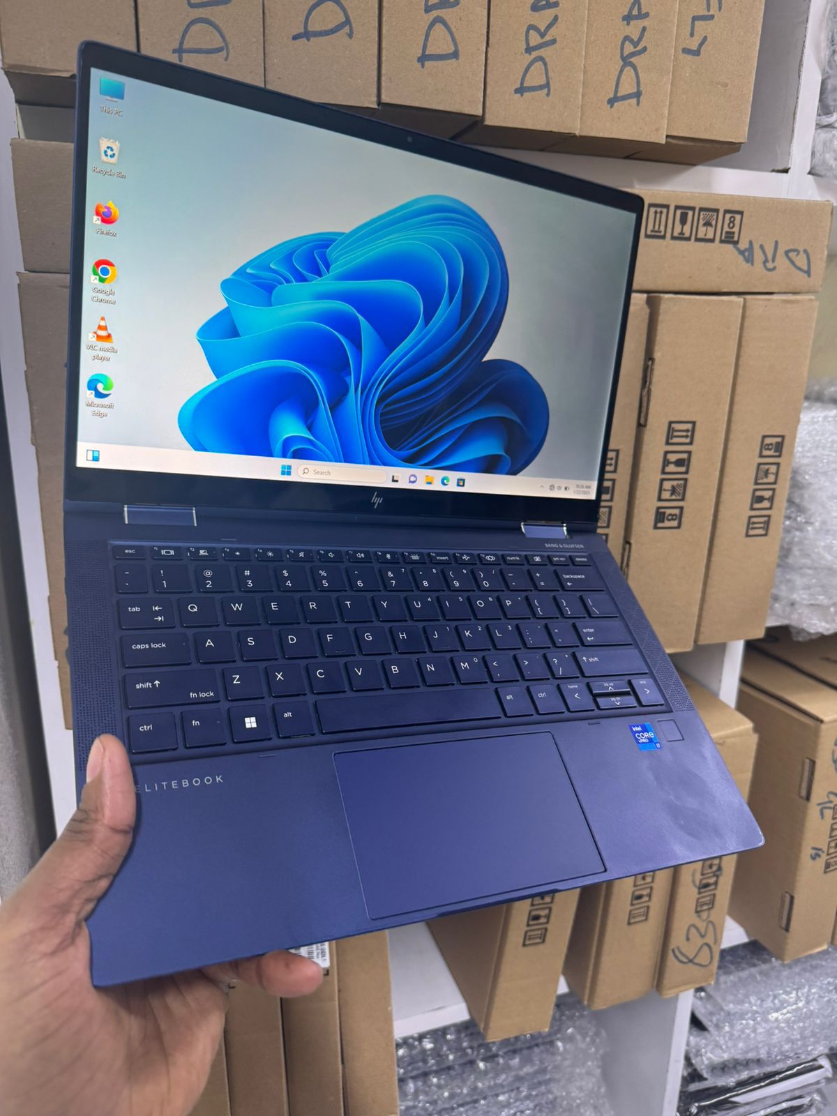 HP DRAGON FLY 8TH GEN CORE I5 8GB RAM 256GB SSD X360 TOUCH SCREEN